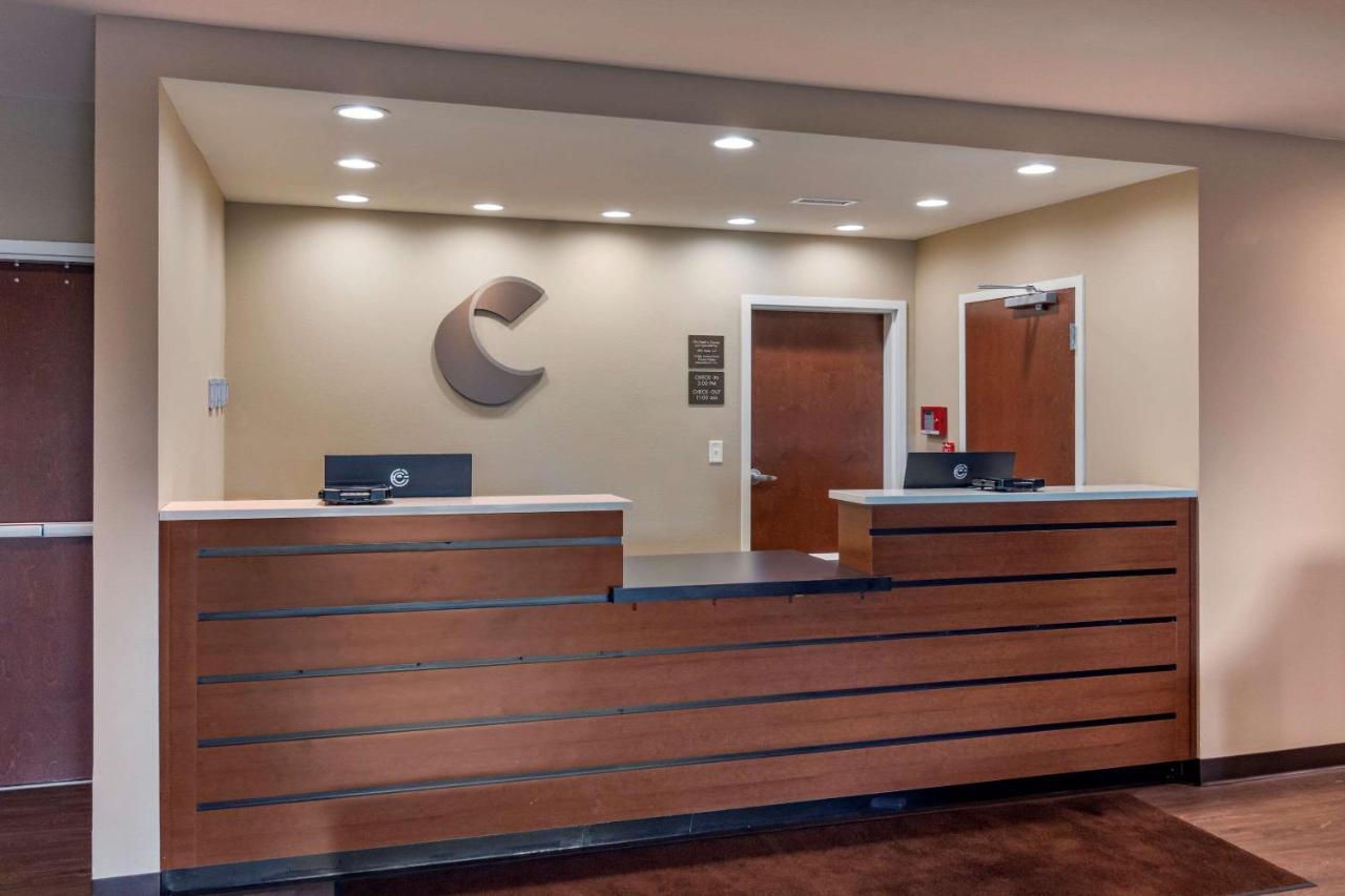 Comfort Inn & Suites Шарлотсвилл Экстерьер фото
